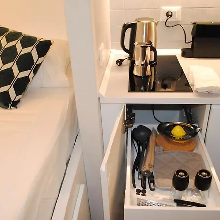 Stazione - Deposito Bagagli Gratuito Appartement Milaan